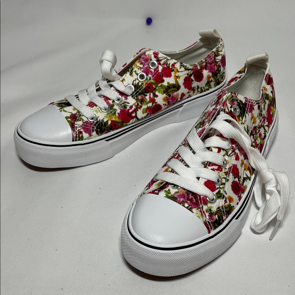 Floral Canvas Sneakers - Multicolor